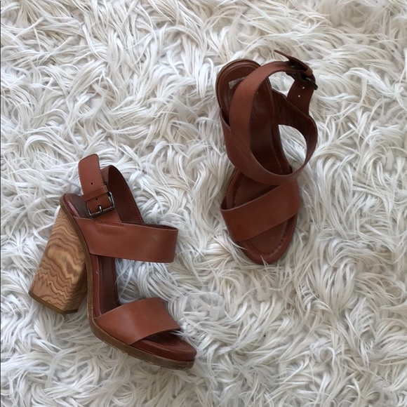 • Vince • Haley Wooden Block Heel Sandals Brown - Picture 4 of 8